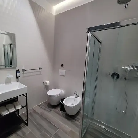 Toer & Hotel Sarande