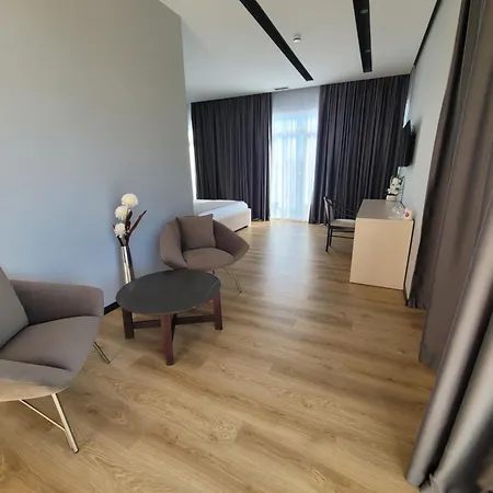 Toer & Sarandë