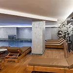 Hotel Toer & 5*