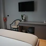 Toer & Hotel