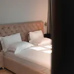 Toer & Hotel