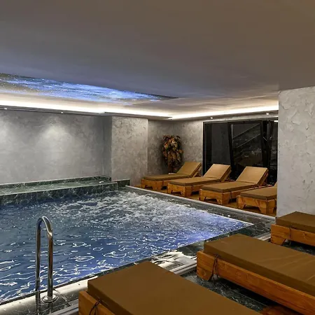 Toer & Отель 5*
