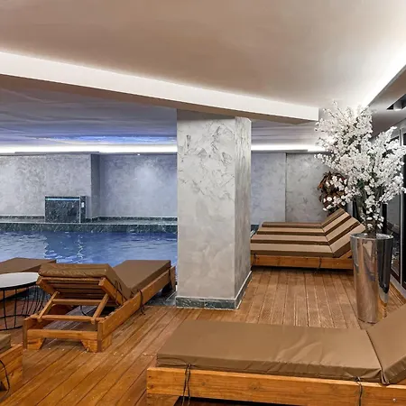 Hotel Toer & 5*