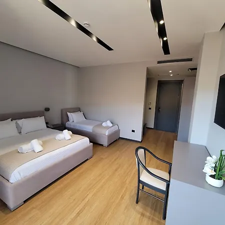 Toer & Hotel Sarande