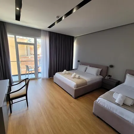 Toer & 5* Sarande