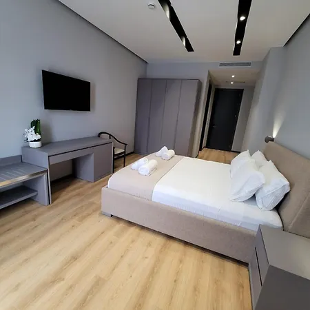 Hotel Toer & 5*