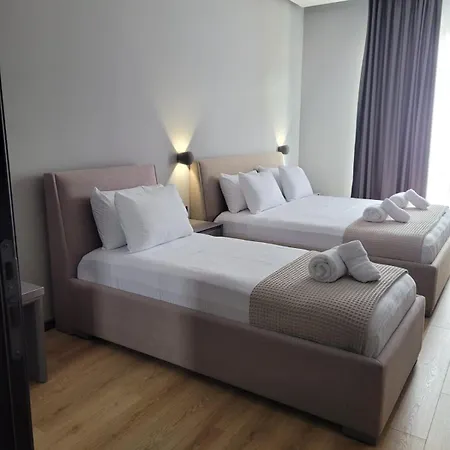 Toer & 5* Саранда